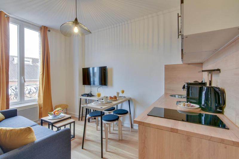 810 Suite Lucky Sam - Superb Apartment Баньоле Екстер'єр фото